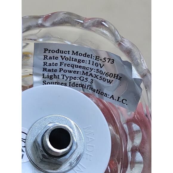 NIGHTLIGHT-Clear-Yellow Hearts-Cut Glass-On/Off Switch-Soft Light - Picture 10 of 12